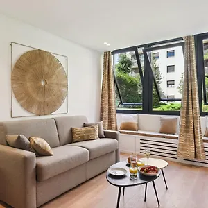 314 Monnier - Superb In París